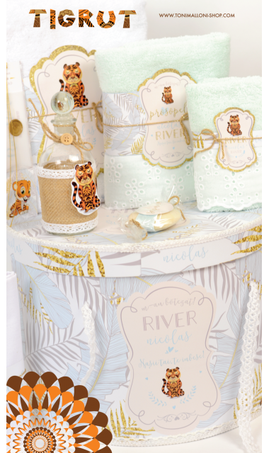 Trusou de botez cu broderie personalizata pentru baieti, Little tiger 13